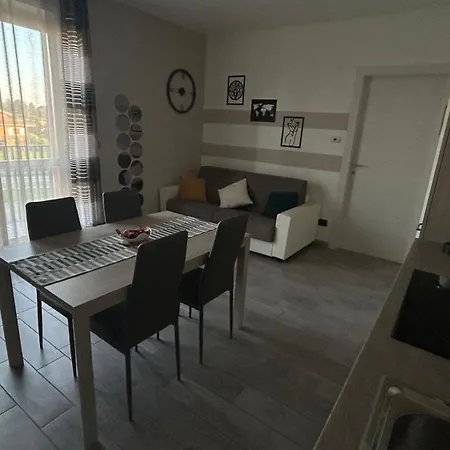 Urban Chic House Apartment Villanova d'Asti