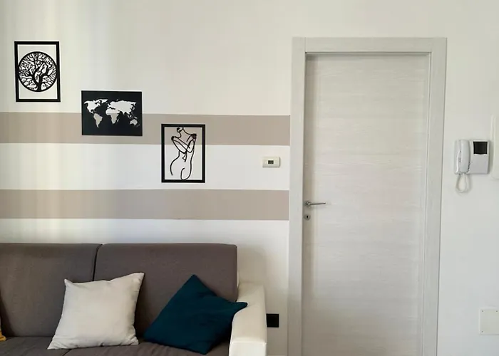 Urban Chic House דירה
